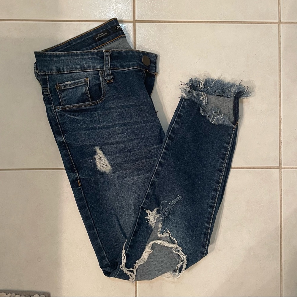 STS Blue raw hem ripped jeans